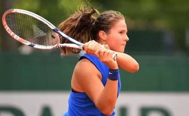 直以其出色 直以其出色