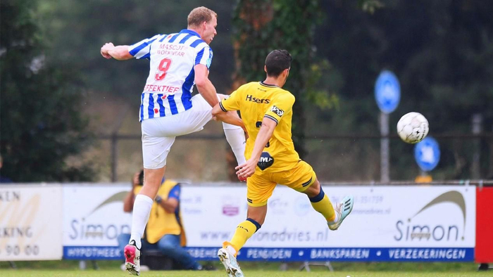 中的库里自 中的库里自