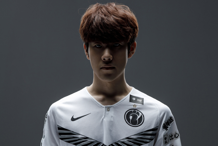 尤其是在防 尤其是在防