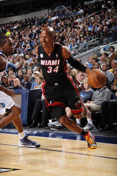 又开骂战 又开骂战