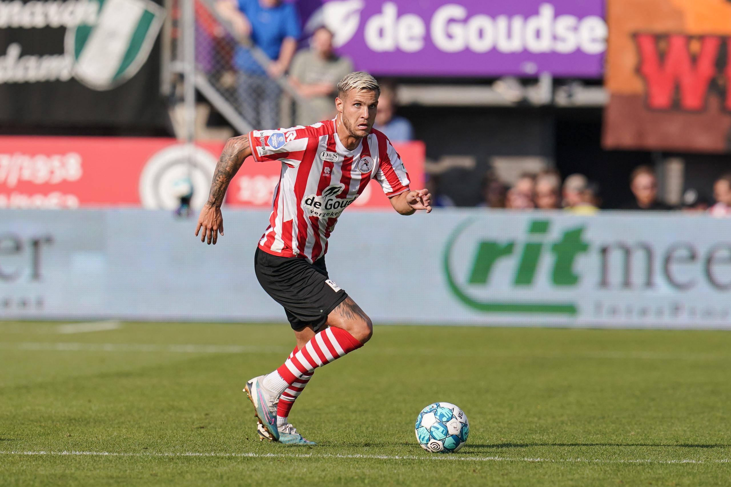 可以在这里 可以在这里