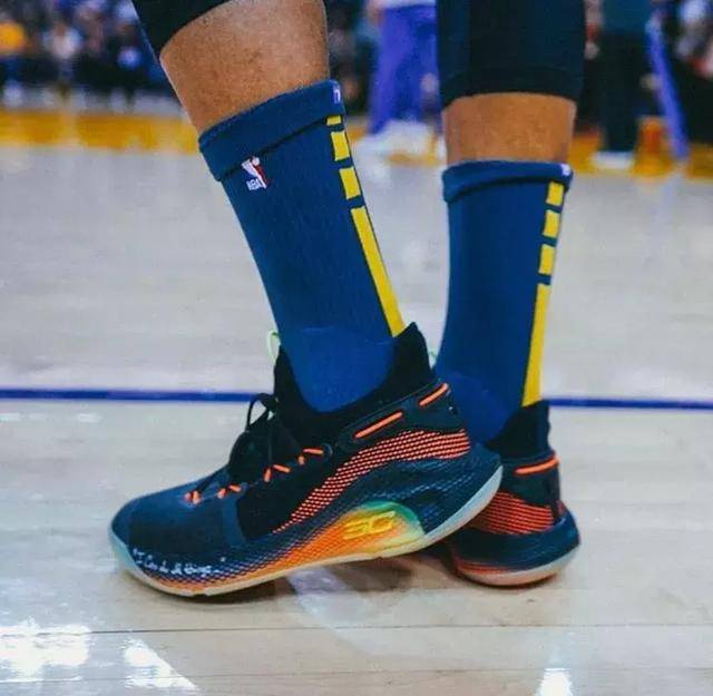 跨联赛转播 跨联赛转播