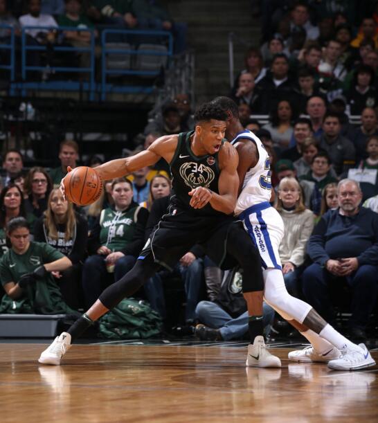 球场夜间光 球场夜间光